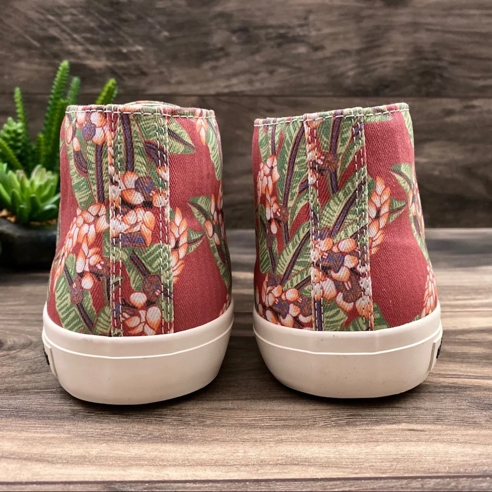 NIB SeaVees California Special Beachcomber Sneaker